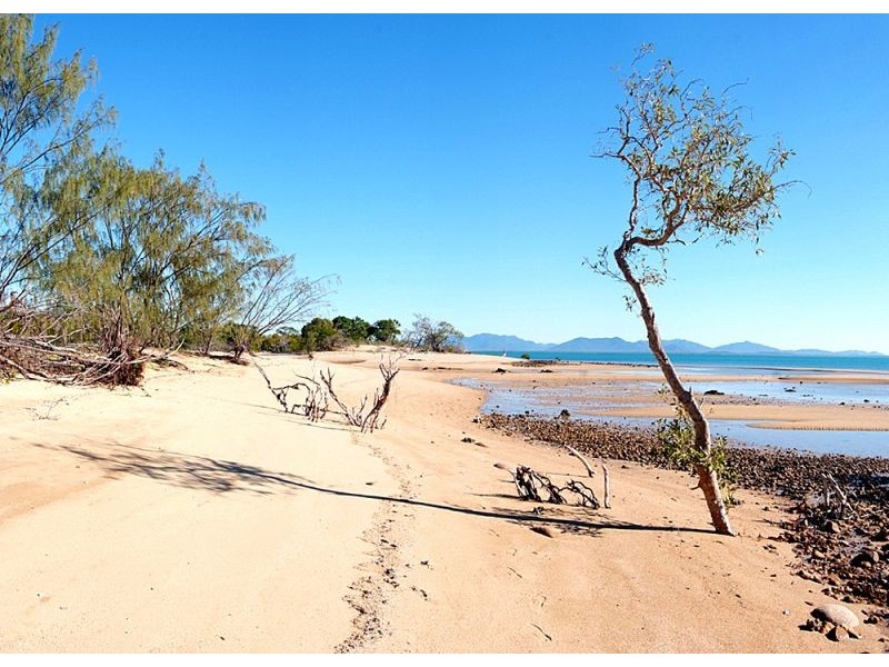 Hideaway Bay QLD 4800