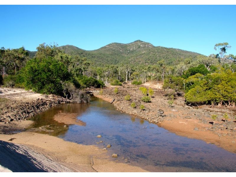 Hideaway Bay QLD 4800