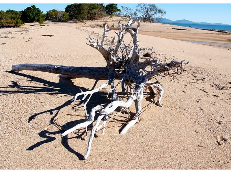 Hideaway Bay QLD 4800