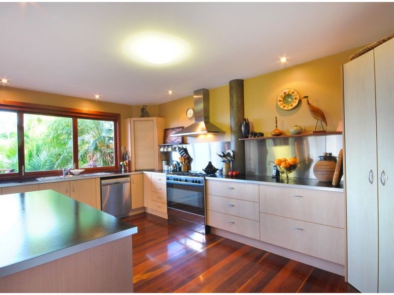 42 Tongarra Drive, Ocean Shores NSW 2483