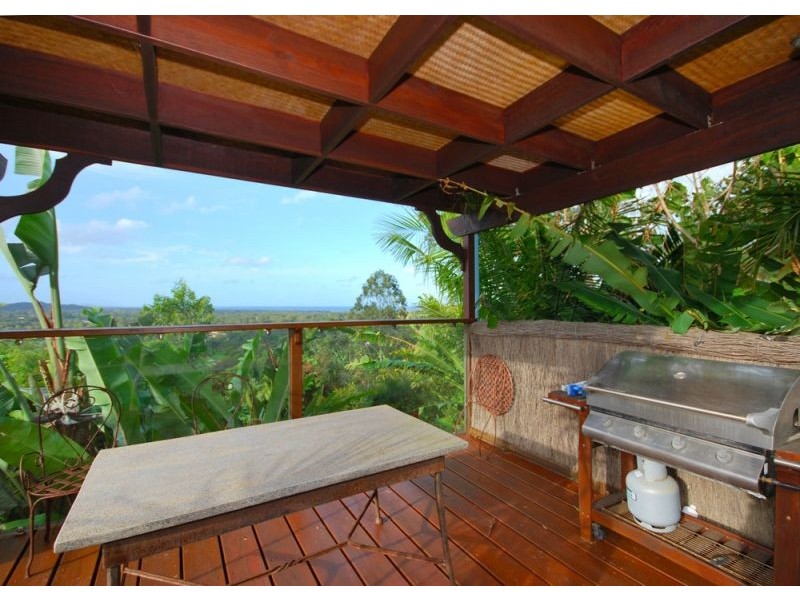 42 Tongarra Drive, Ocean Shores NSW 2483
