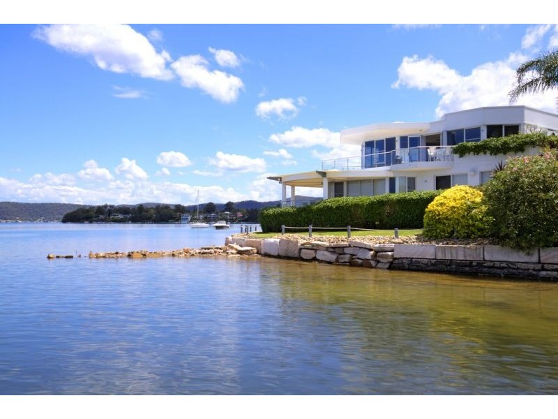 East Gosford NSW 2250