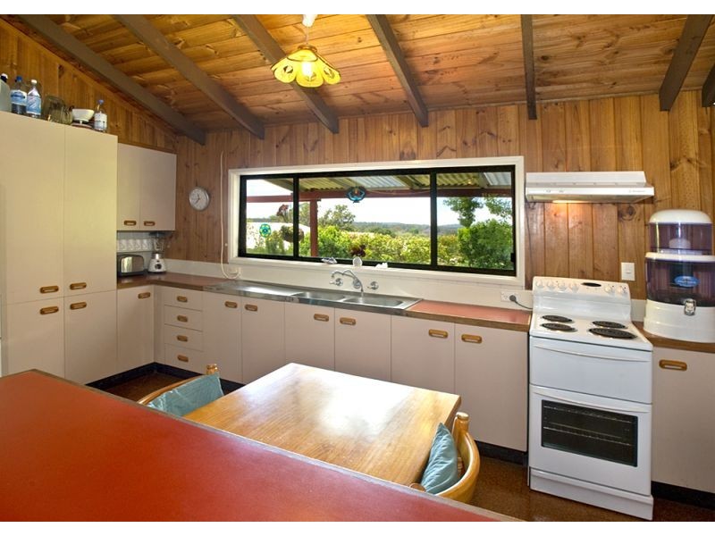 12 Braithwaite Avenue, Bellingen NSW 2454
