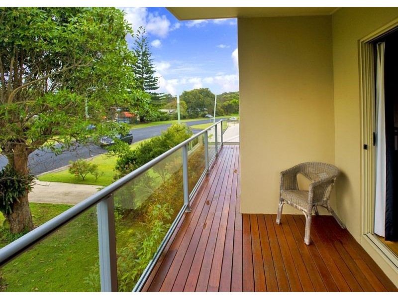 19 Beach Parade, Mylestom NSW 2454