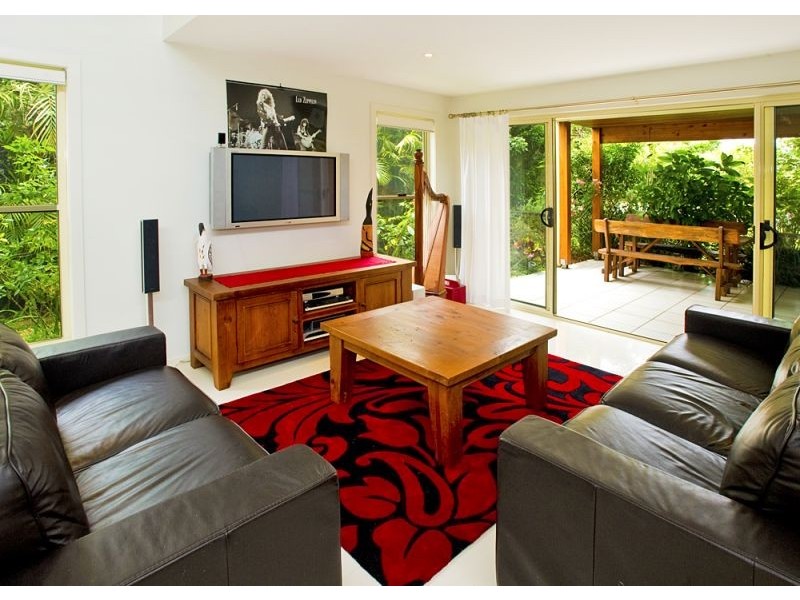 19 Beach Parade, Mylestom NSW 2454