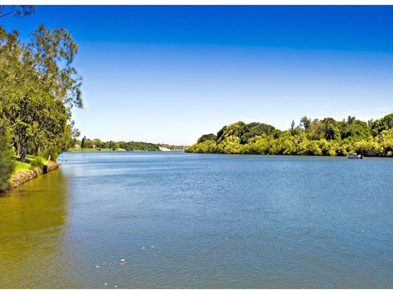 19 Beach Parade, Mylestom NSW 2454