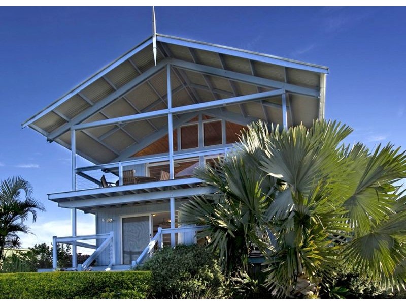 126 Ocean Road, Brooms Head NSW 2463