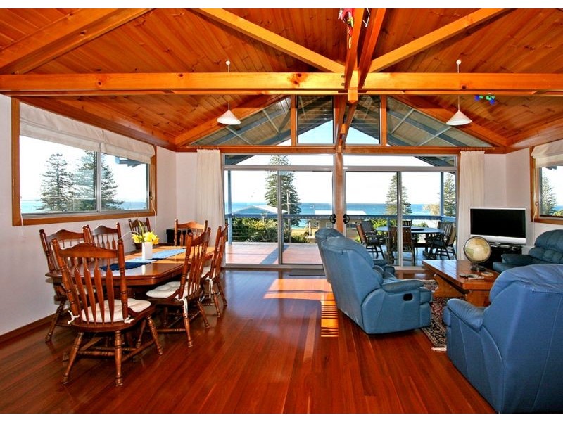 126 Ocean Road, Brooms Head NSW 2463