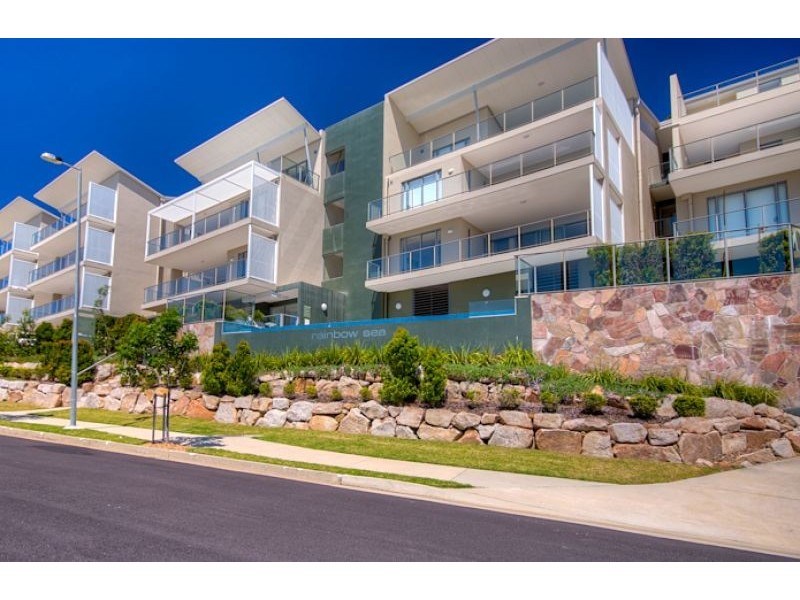 Unit 8/3 Ocean View Parade, Rainbow Beach QLD 4581