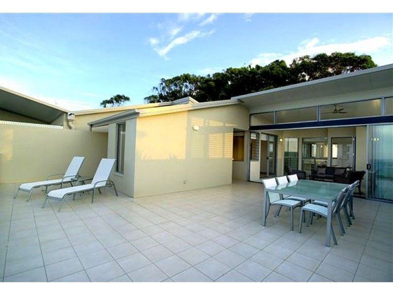 6/5 Ocean View Parade, Rainbow Beach QLD 4581