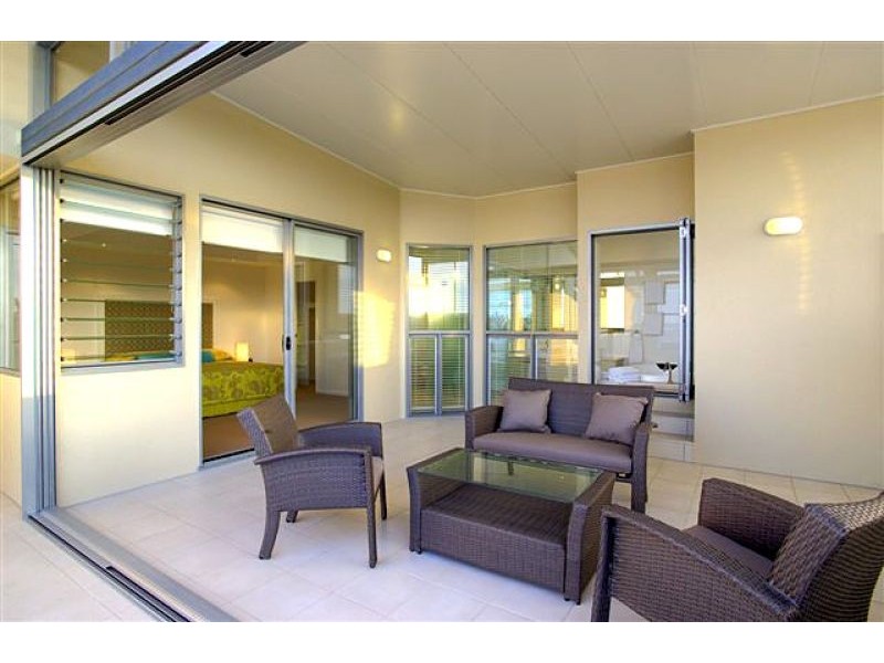 6/5 Ocean View Parade, Rainbow Beach QLD 4581