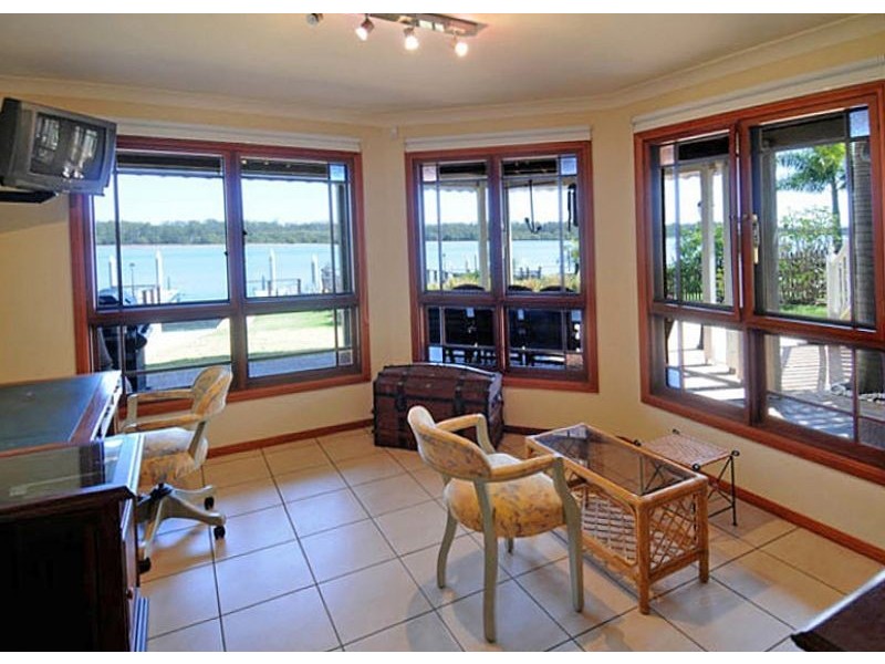 48 Palm Terrace, Yamba NSW 2464