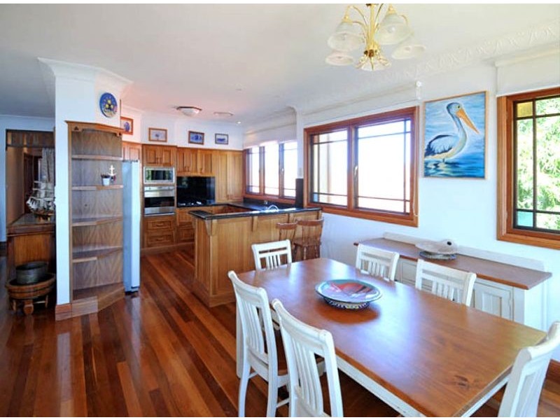 48 Palm Terrace, Yamba NSW 2464