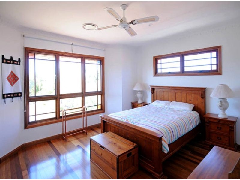 48 Palm Terrace, Yamba NSW 2464