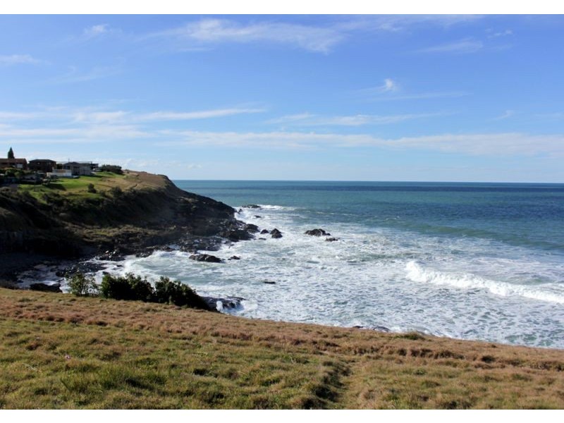 3 Seabreeze Place, Scotts Head NSW 2447