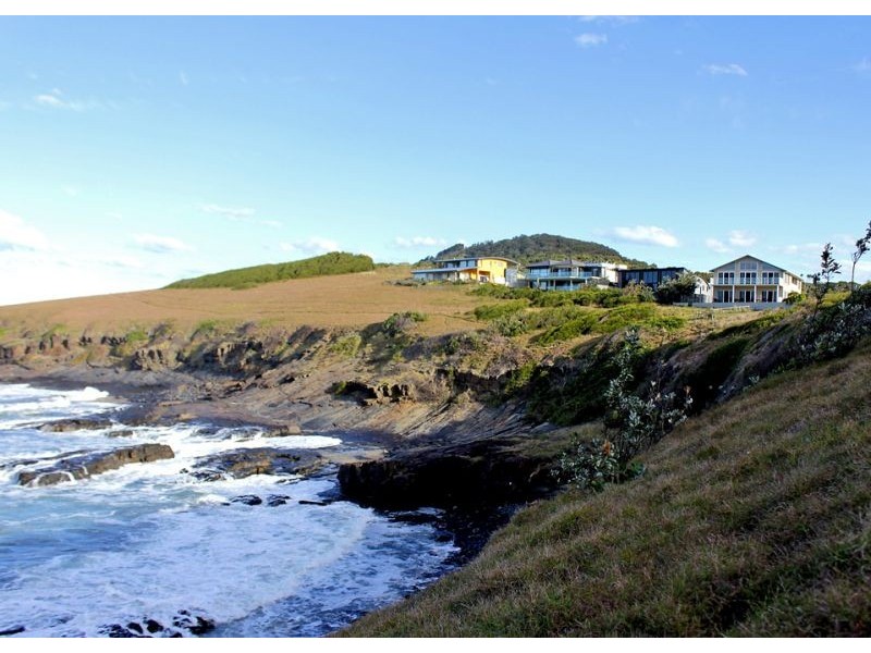 3 Seabreeze Place, Scotts Head NSW 2447