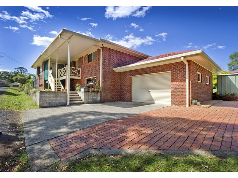 37 Kurrajong Street, Dorrigo NSW 2453