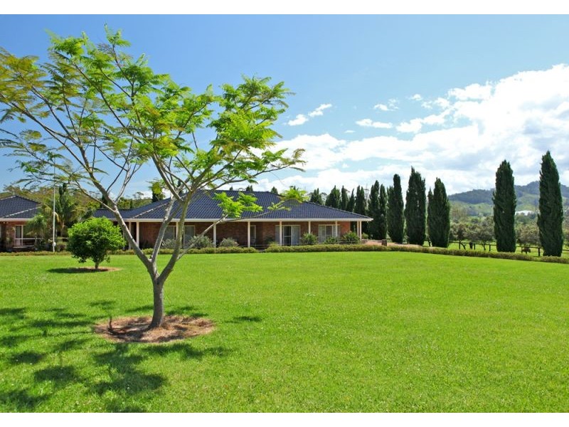 279 Crossmaglen Road, Bonville NSW 2441