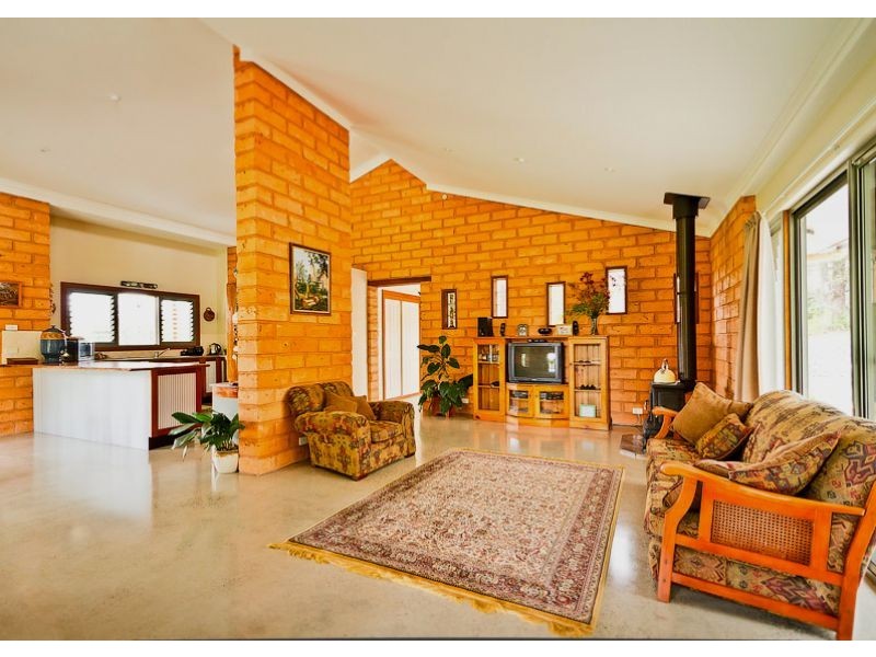 36 Riverside Drive, Urunga NSW 2455
