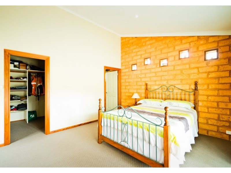 36 Riverside Drive, Urunga NSW 2455