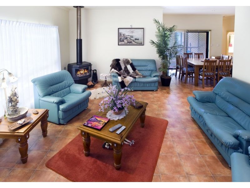 22 Tamarind Drive, Dorrigo NSW 2453