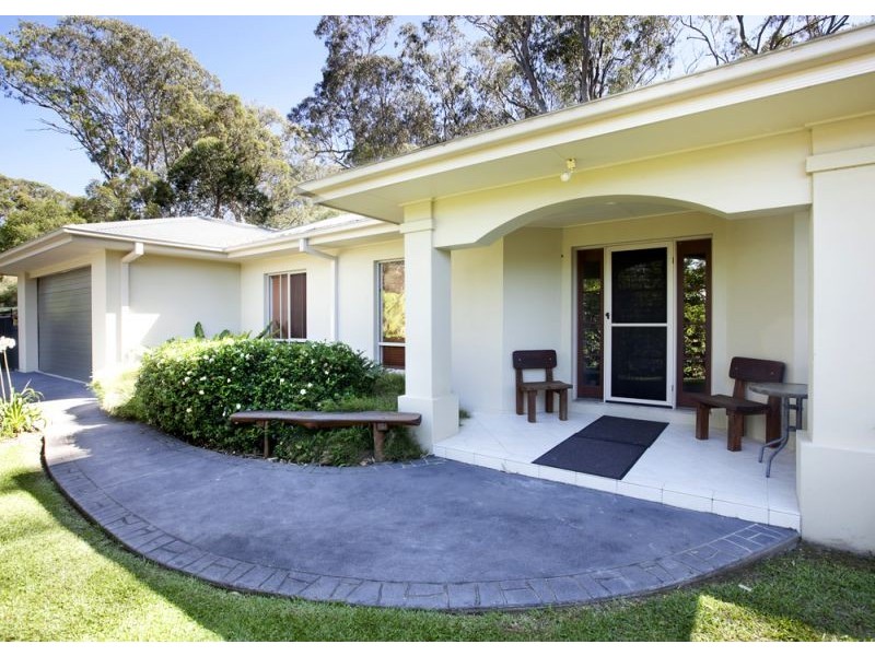 16 Sanctuary Place, Hyland Park NSW 2448