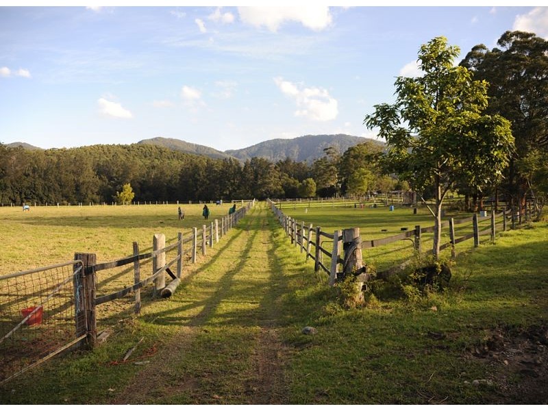 418 North Island Loop Road, Coffs Harbour NSW 2450