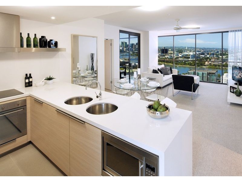 55 Railway Terrace, Milton QLD 4064