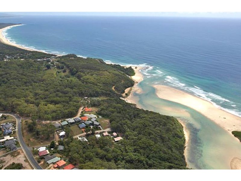 15 Dolphin Place, Valla Beach NSW 2448