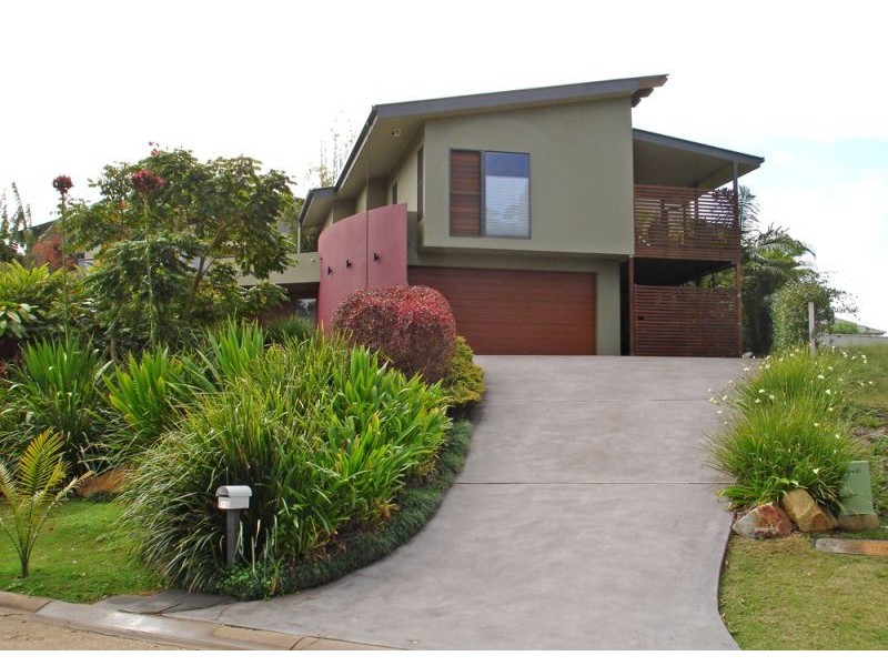 15 Dolphin Place, Valla Beach NSW 2448