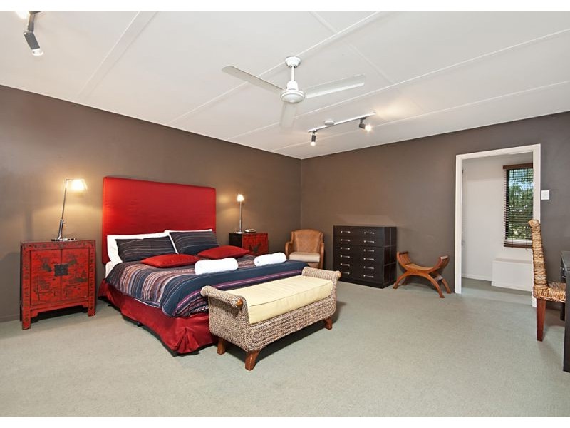 24 Childe Street, Byron Bay NSW 2481