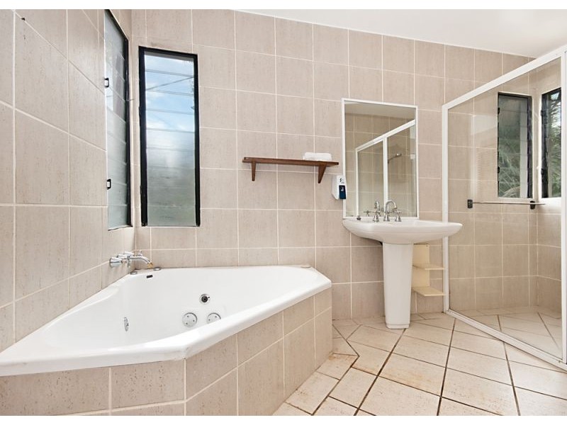 24 Childe Street, Byron Bay NSW 2481