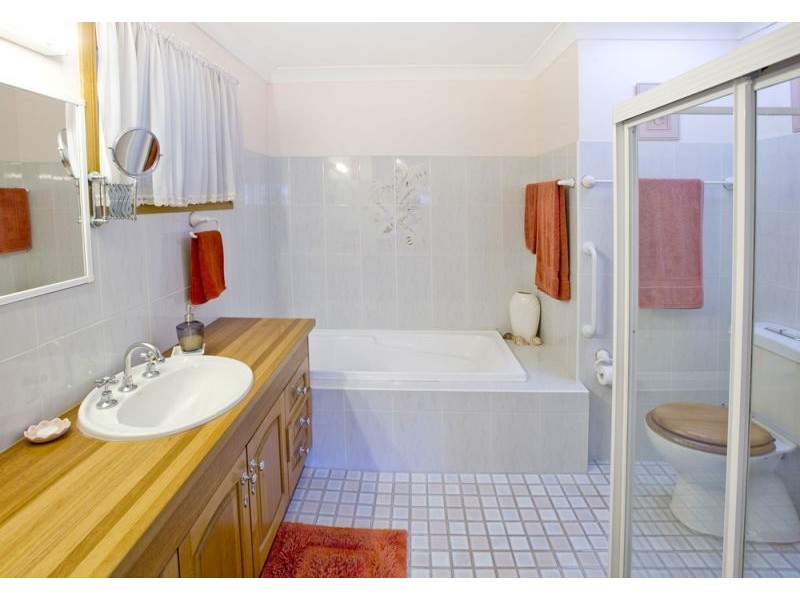 14 Endeavour Drive, Bellingen NSW 2454