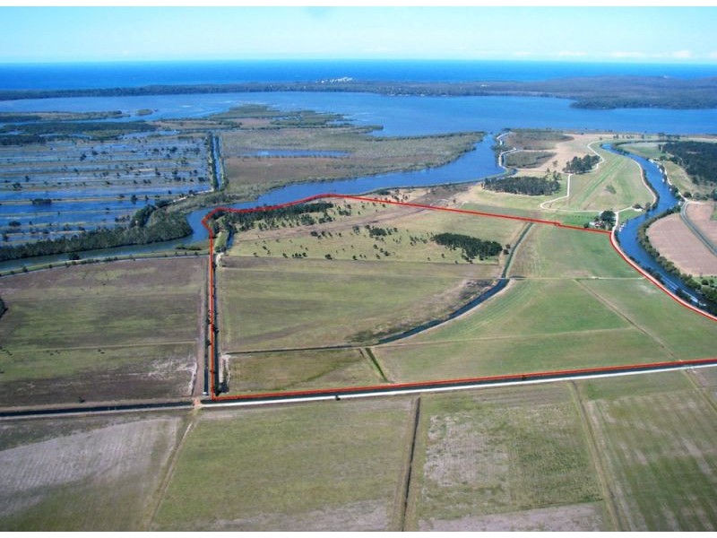 716 North Bank Road, Palmers Island NSW 2463