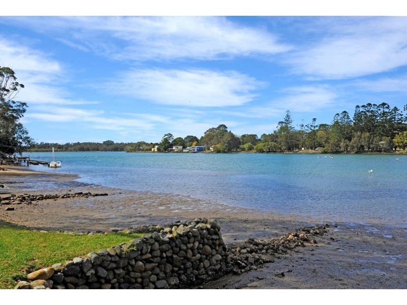 12 Vernon Crescent, Urunga NSW 2455