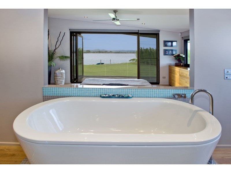 Palmers Island NSW 2463