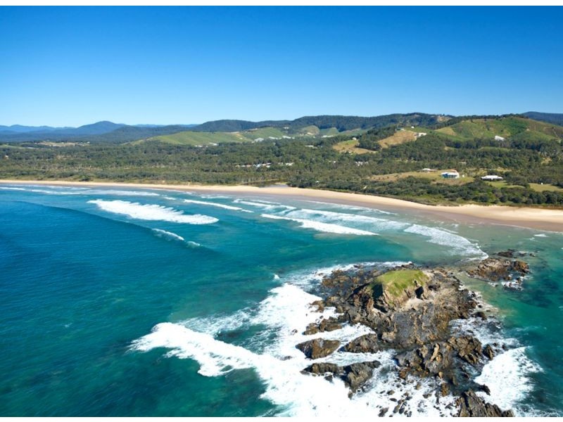 13 Hearnes Lake Road, Woolgoolga NSW 2456