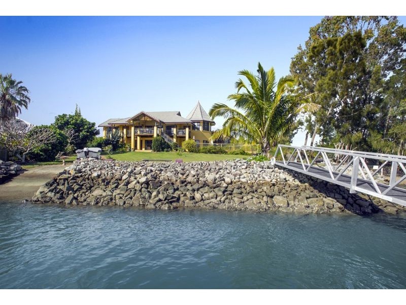 54 Palm Terrace, Yamba NSW 2464