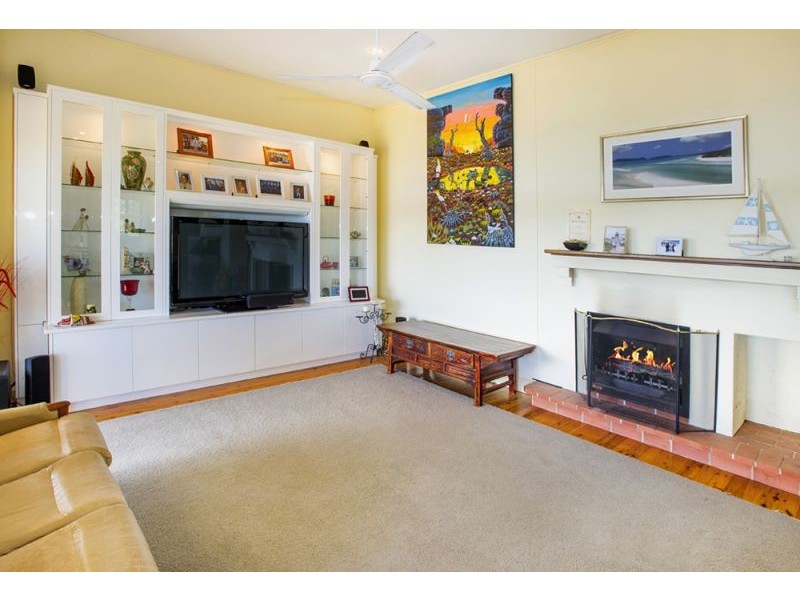 54 Palm Terrace, Yamba NSW 2464