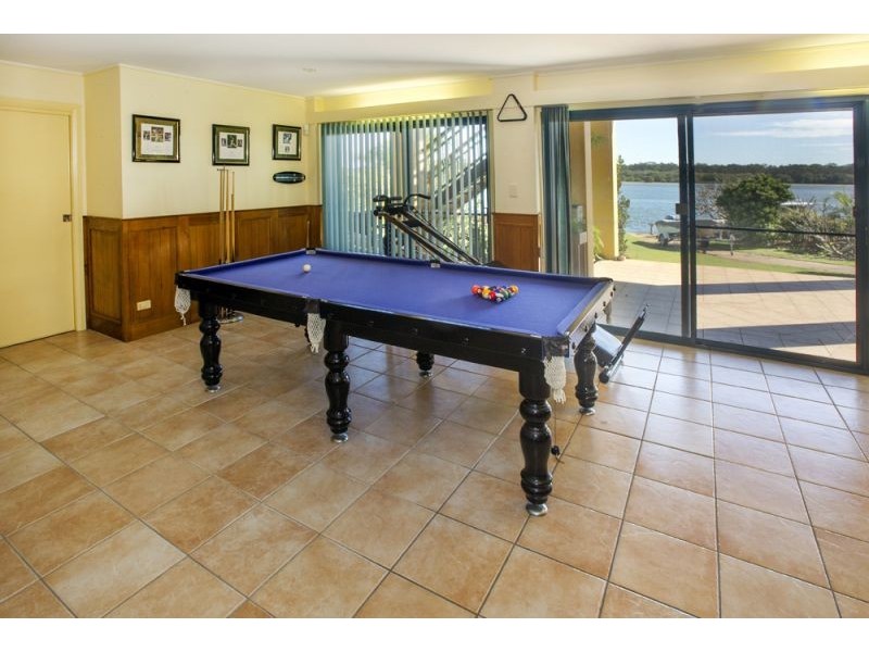 54 Palm Terrace, Yamba NSW 2464