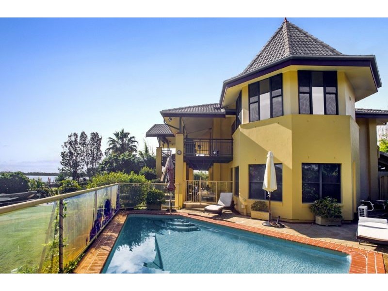 54 Palm Terrace, Yamba NSW 2464