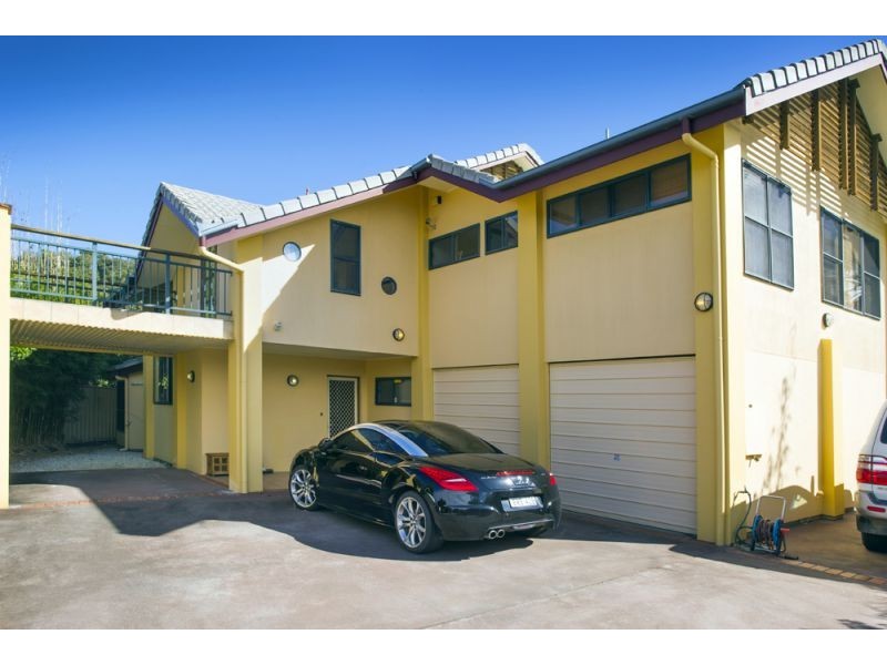 54 Palm Terrace, Yamba NSW 2464