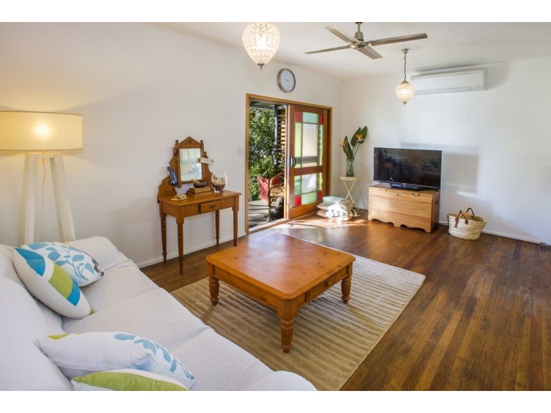 7 Azalea Avenue, Mylestom NSW 2454