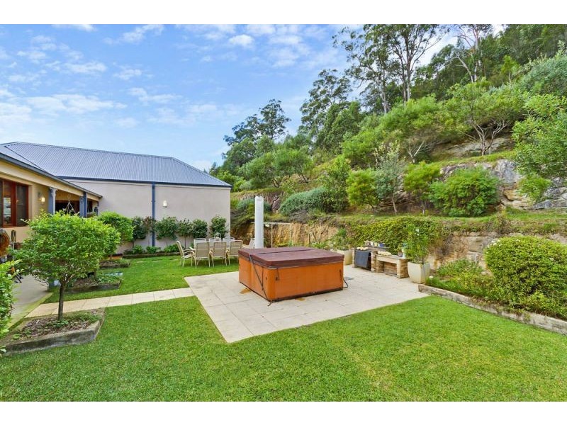 25 Ravensdale Road, Yarramalong NSW 2259