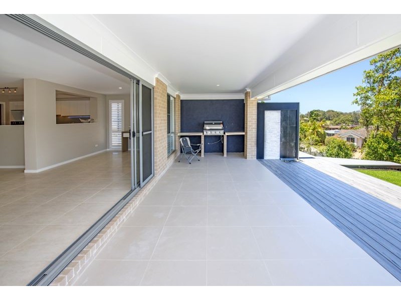 1 Melrose Place, Korora, Coffs Harbour NSW 2450