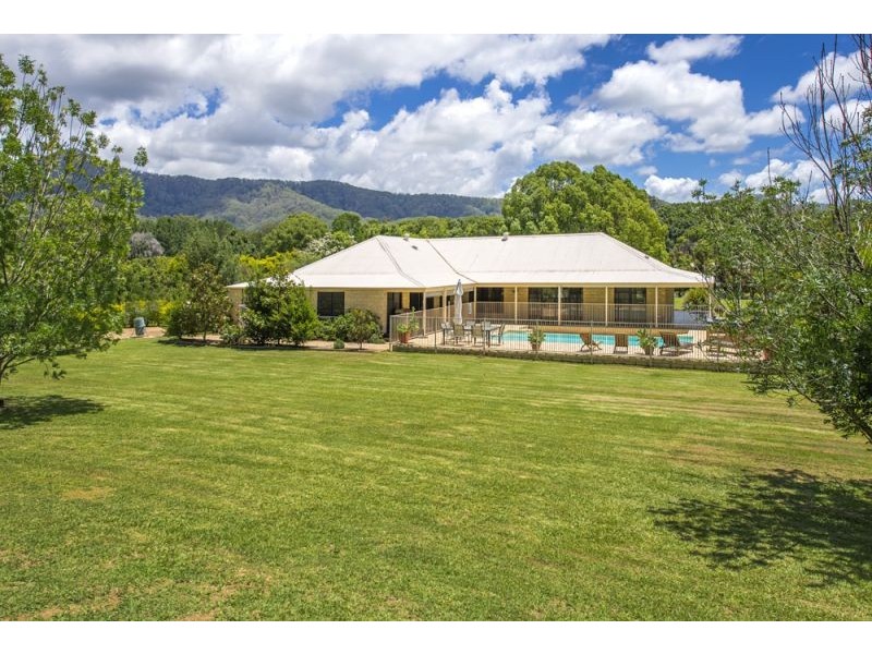 41 Bakker Drive, Bonville NSW 2441