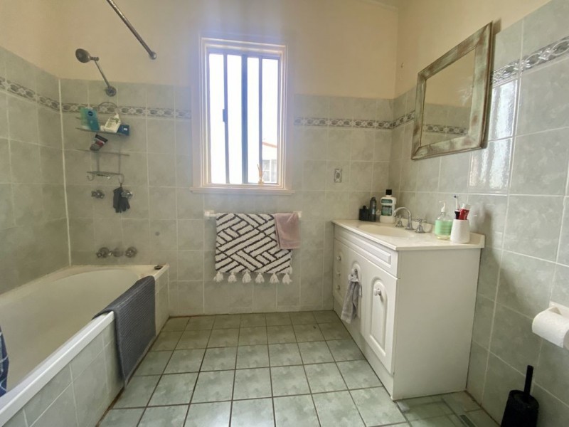 13 Queen Street, Moree NSW 2400