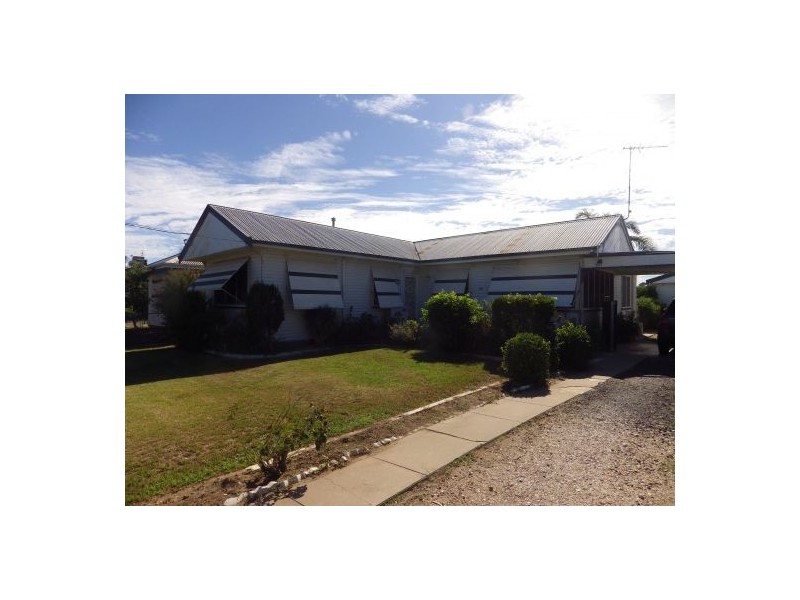 18 Tycannah Street, Moree NSW 2400