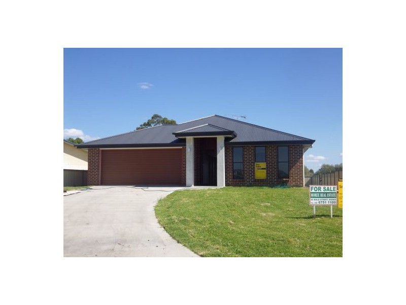 37 Bohenia Crescent, Moree NSW 2400