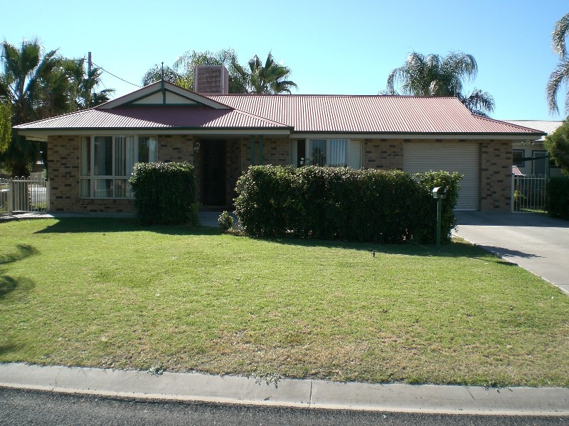 1 Mary McKillop Place, Moree NSW 2400